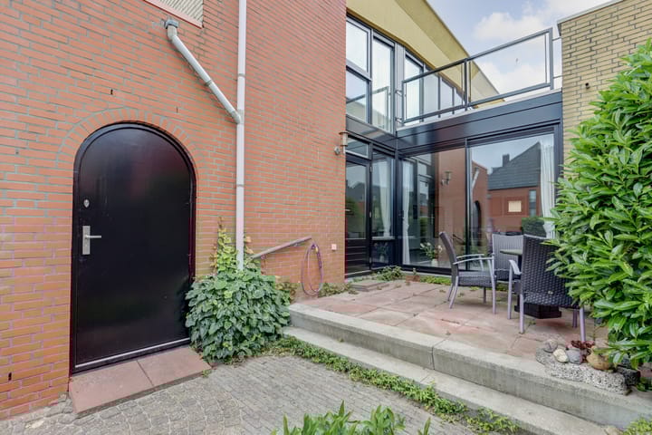 Foto 25 van Adriaan Pieterslaan 25