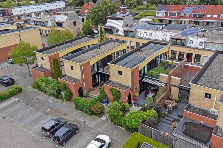 Foto 32 van Adriaan Pieterslaan 25