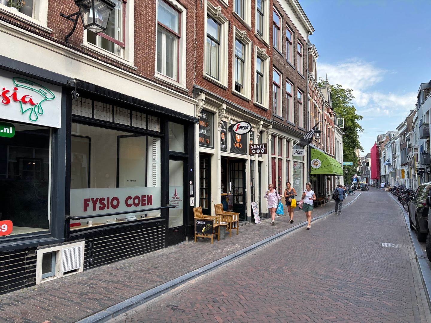 View photo 1 of Twijnstraat 11