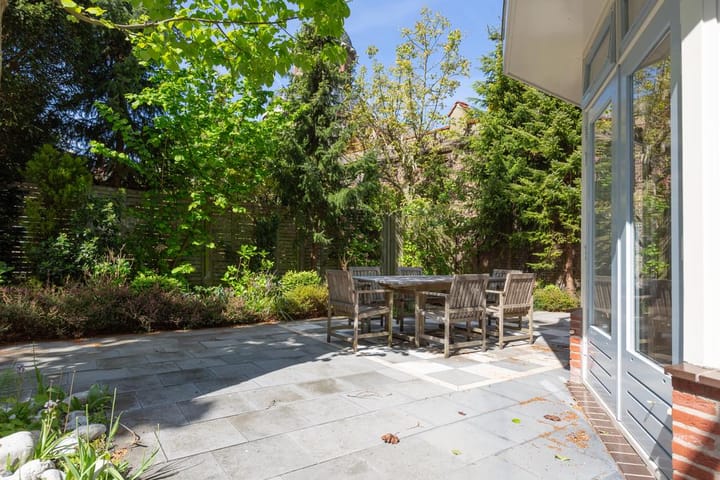 Photo 17 of Riouwstraat 62-B