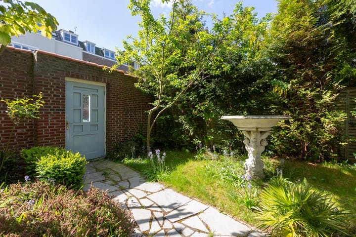 Photo 20 of Riouwstraat 62-B