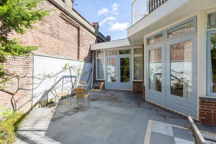 Photo 24 of Riouwstraat 62-B