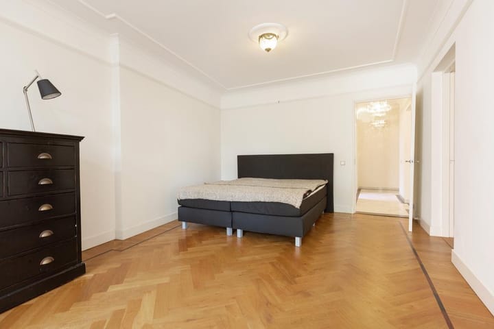 Photo 26 of Riouwstraat 62-B