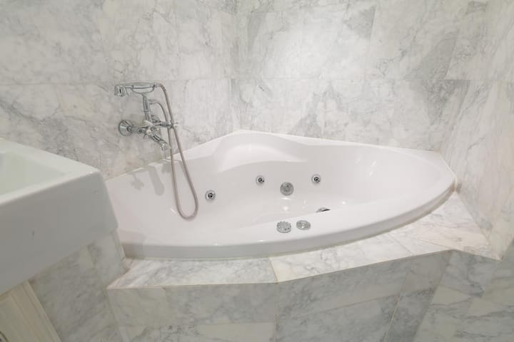 Photo 34 of Riouwstraat 62-B