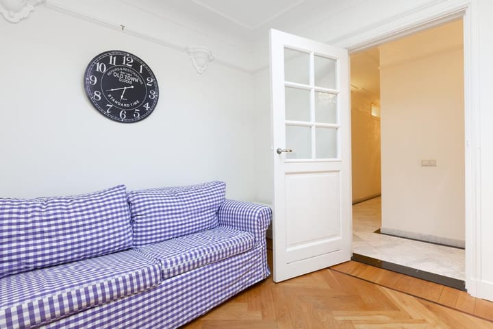 Photo 40 of Riouwstraat 62-B