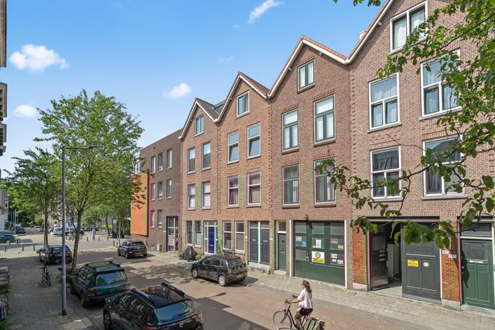 Photo 1 of Willem van Hillegaersbergstraat 37-A