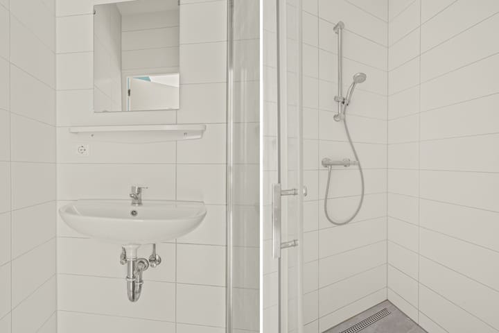 Photo 5 of Willem van Hillegaersbergstraat 37-A