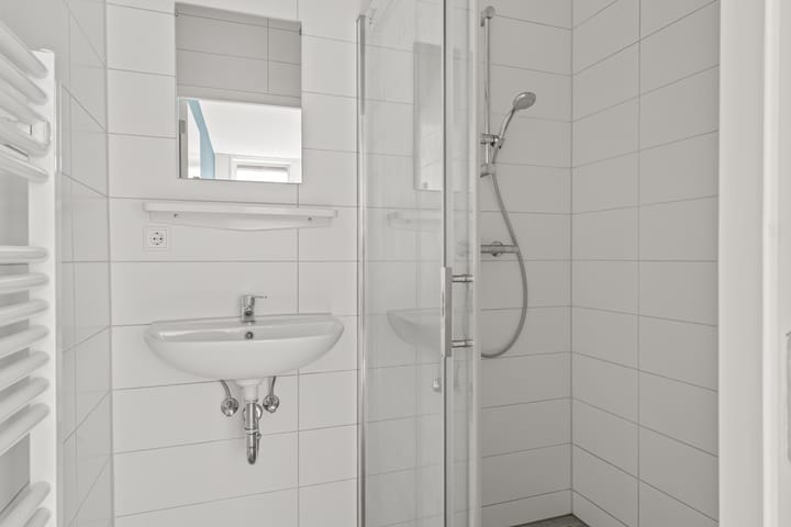 Photo 26 of Willem van Hillegaersbergstraat 37-A