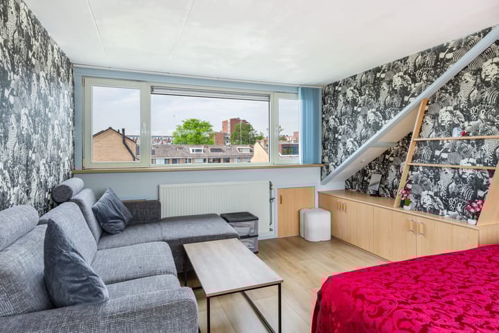 Foto 38 van Van der Helstplein 12