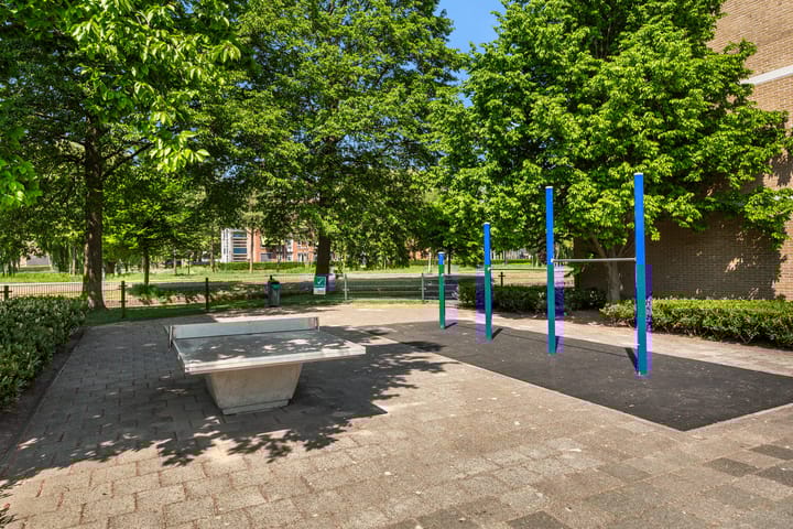 Foto 46 van Van der Helstplein 12