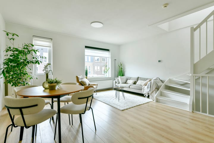 Photo 4 of Edward Masseystraat 10