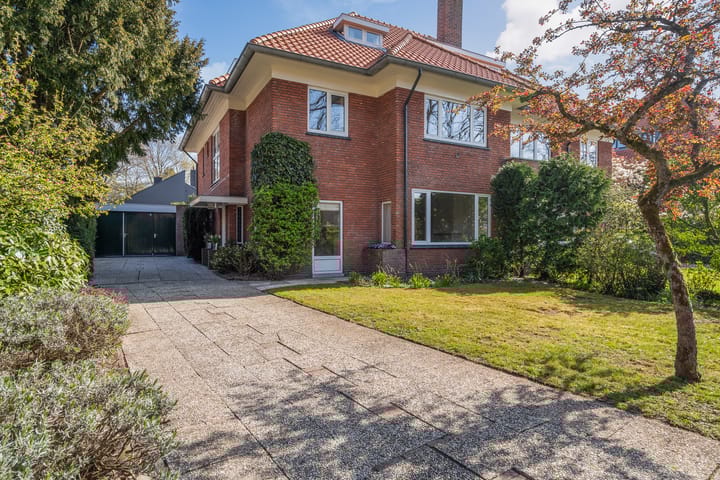 Foto 1 van Nassaulaan 9