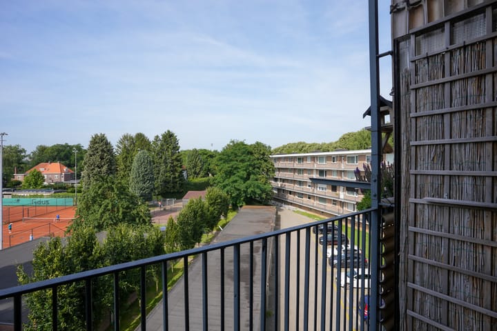 Foto 21 van Henri Hermanslaan 486