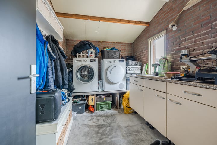 Foto 18 van van Goghstraat 10