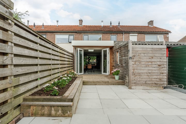 Foto 33 van van Goghstraat 10