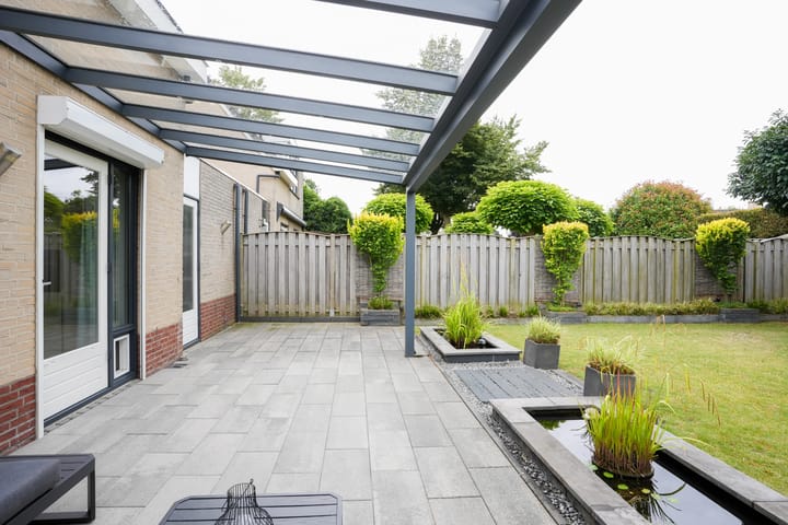 Foto 27 van Leesjongenstraat 3