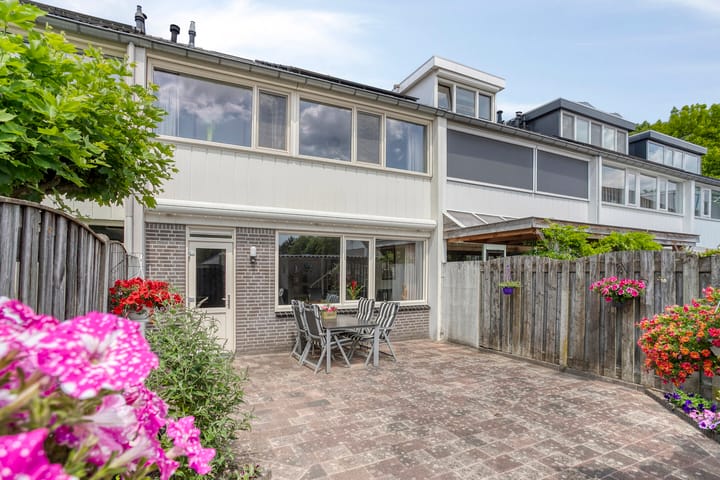 Photo 6 of Harmoniestraat 79