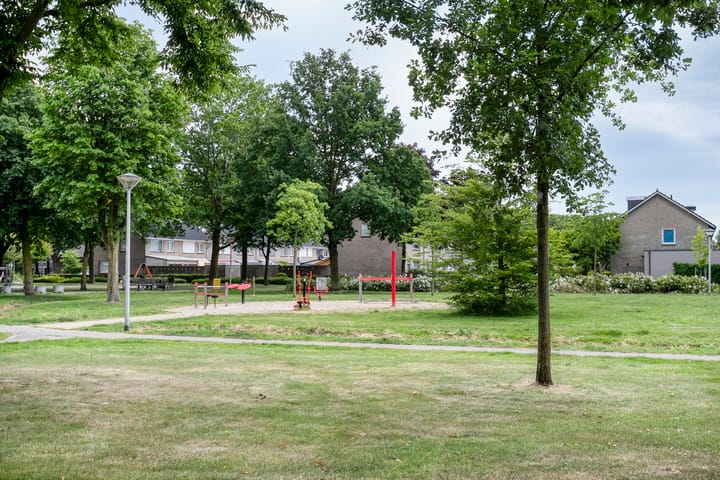 Photo 36 of Harmoniestraat 79