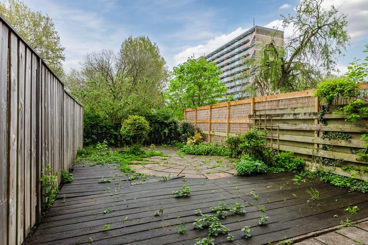 Foto 31 van Hoogvliethof 17