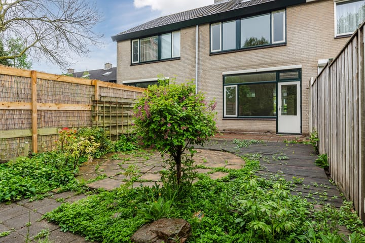 Foto 32 van Hoogvliethof 17