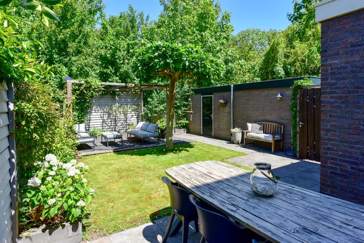 Foto 24 van Uiterdijksehof 52