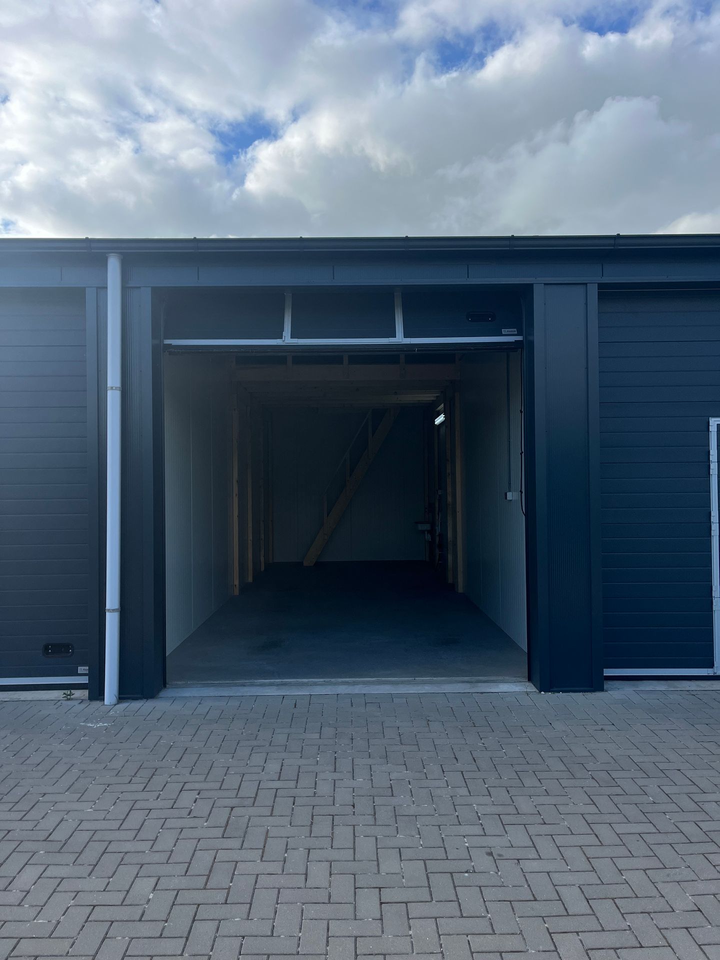 Bekijk foto 1 van Nijverheidsstraat 17-A08