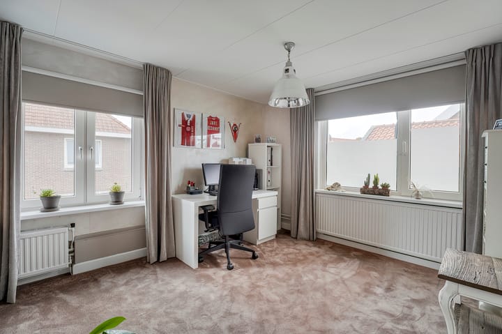 Foto 30 van Secretaris Varkevisserstraat 78