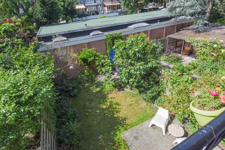 Photo 38 of Beukstraat 131