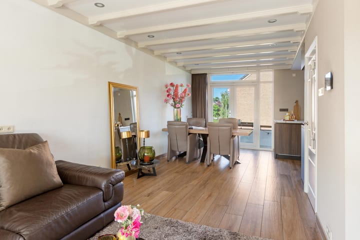 Foto 17 van Saturnusstraat 97