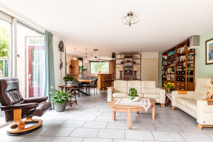 Foto 9 van Joris Ivenslaan 27