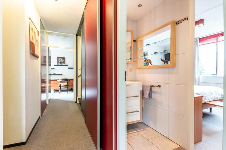 Foto 17 van Joris Ivenslaan 27