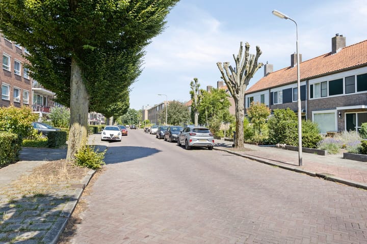 Foto 44 van Jan Luykenlaan 11