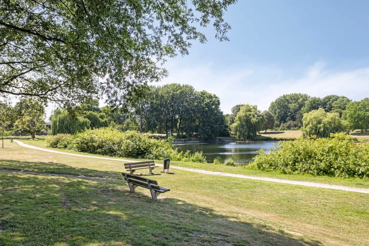 Foto 48 van Jan Luykenlaan 11