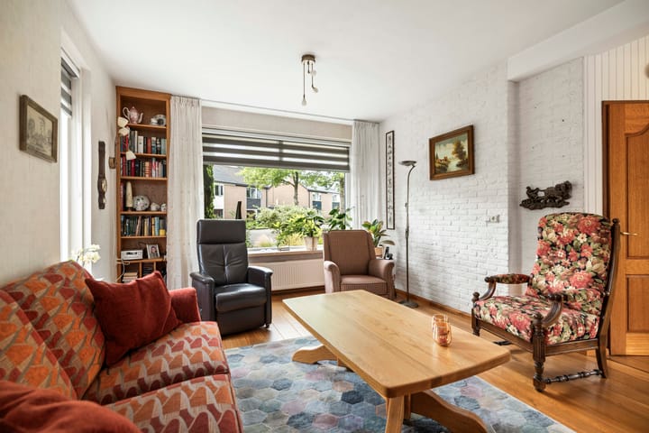 Photo 7 of Omloop 64