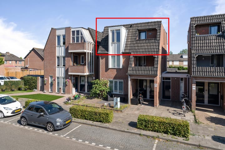 Foto 2 van Torenvalk 149-B