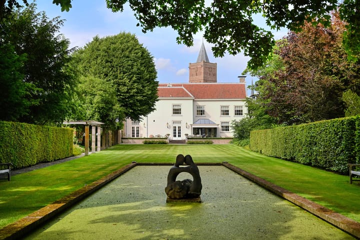 Foto 2 van Lindenplein 1