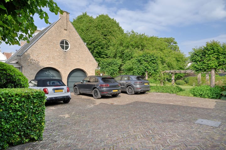 Foto 29 van Lindenplein 1