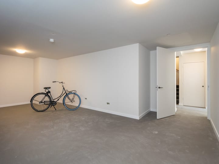 Foto 17 van Eendrachtsweg 40-E