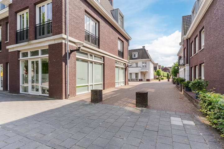 Foto 41 van Stationsstraat 7-A