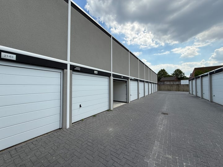 Hoolstraat 21-B65, Weert