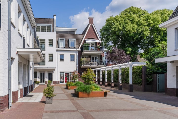 Foto 44 van Stationsstraat 7-A