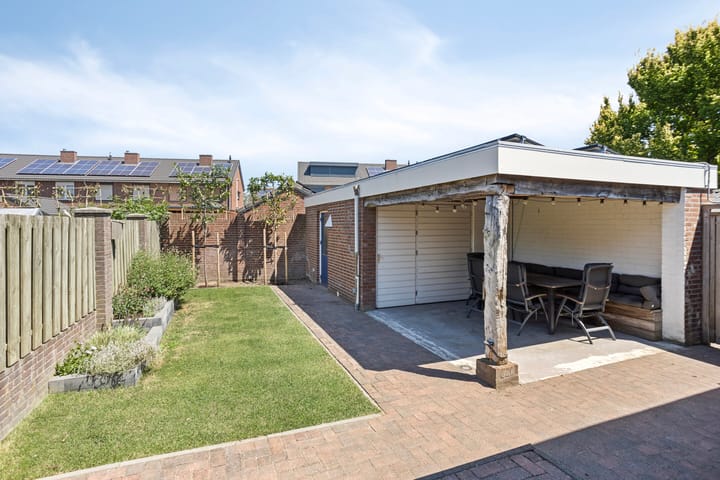 Foto 4 van Pr. Bernhardstraat 10