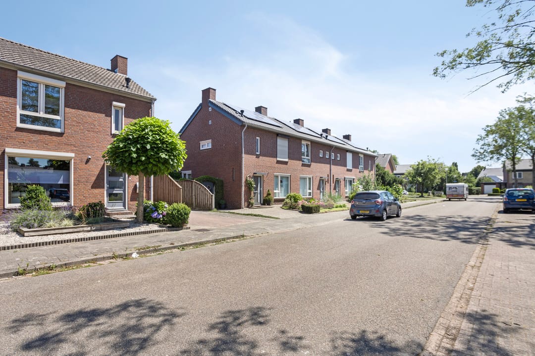 Photo 7 of Pr. Bernhardstraat 10