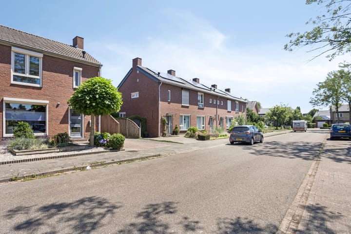 Foto 7 van Pr. Bernhardstraat 10