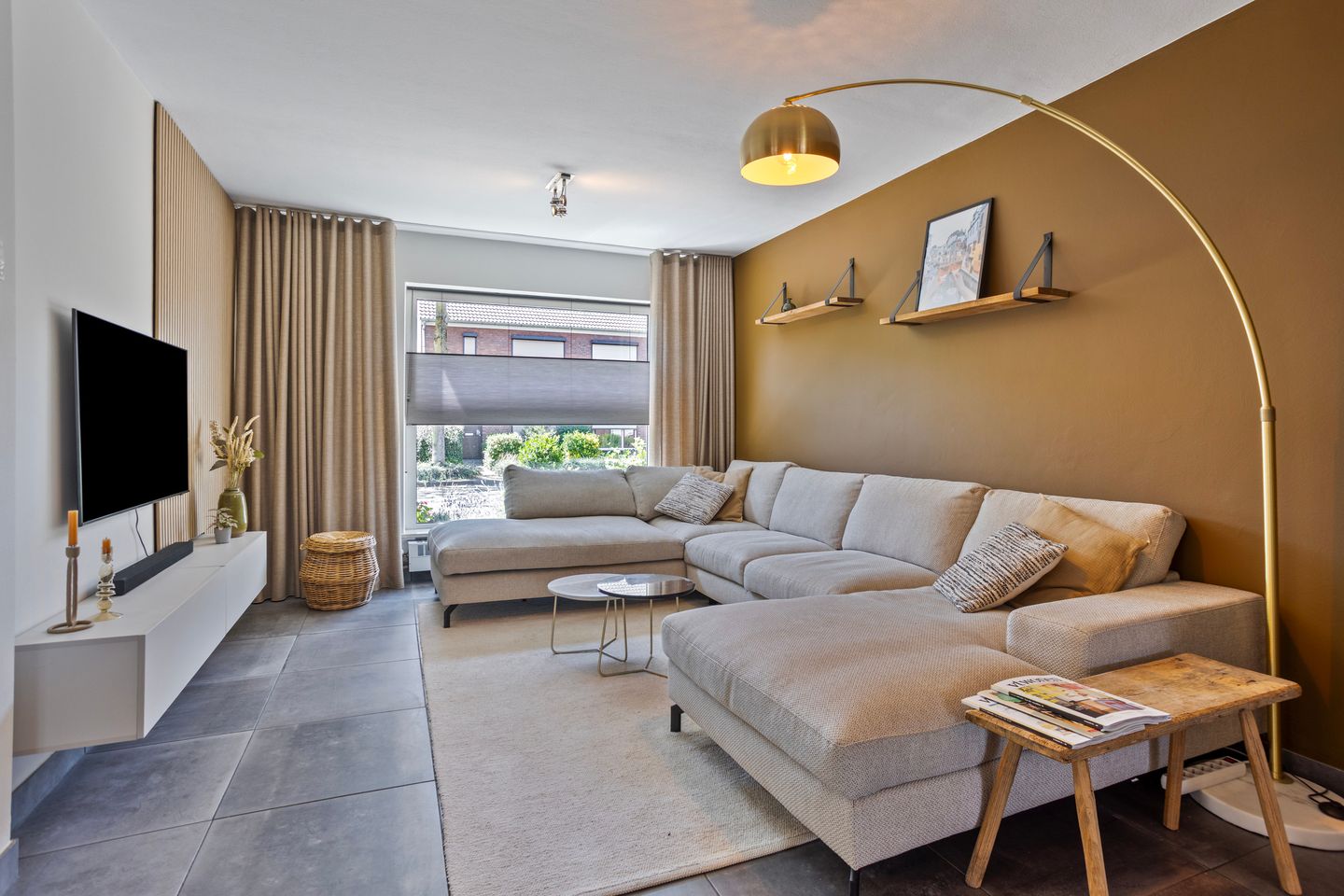 Photo 14 of Pr. Bernhardstraat 10