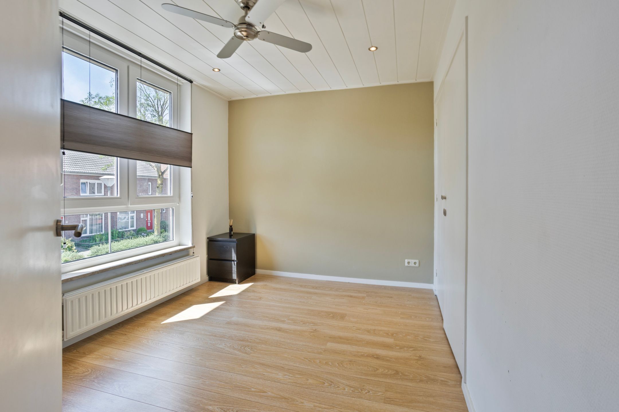 Photo 36 of Pr. Bernhardstraat 10