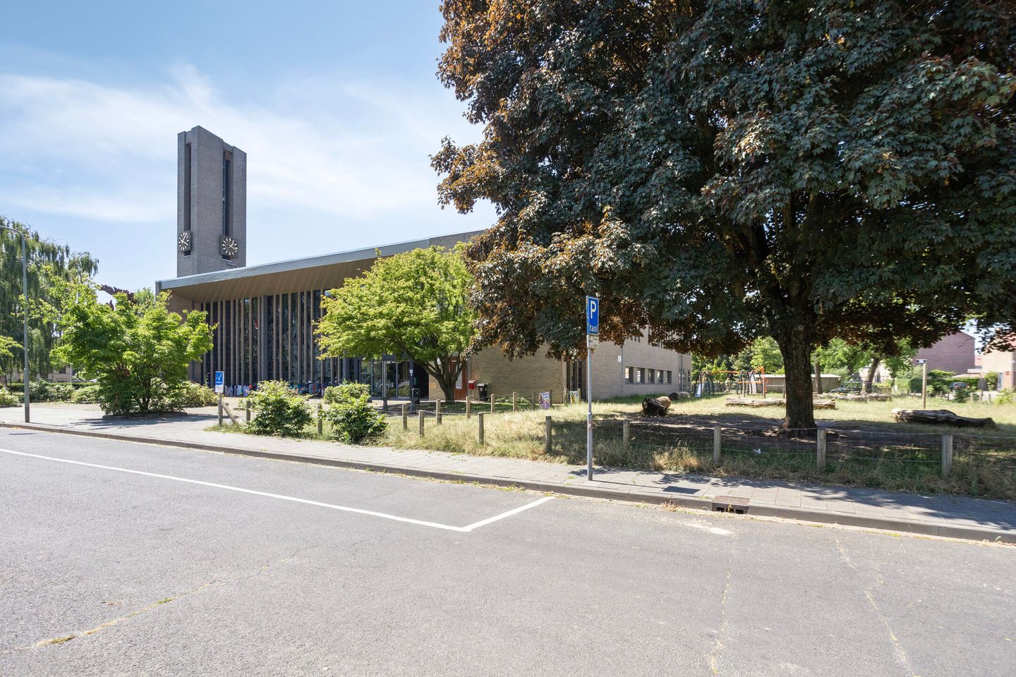 Photo 49 of Pr. Bernhardstraat 10