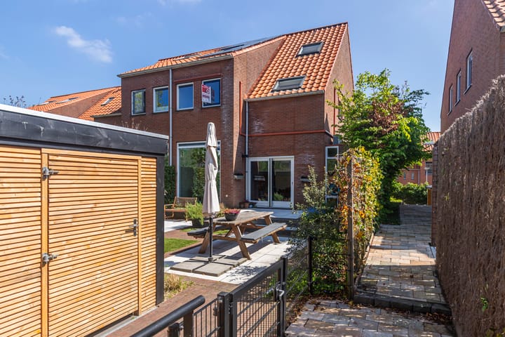 Foto 2 van Bovendijk 141