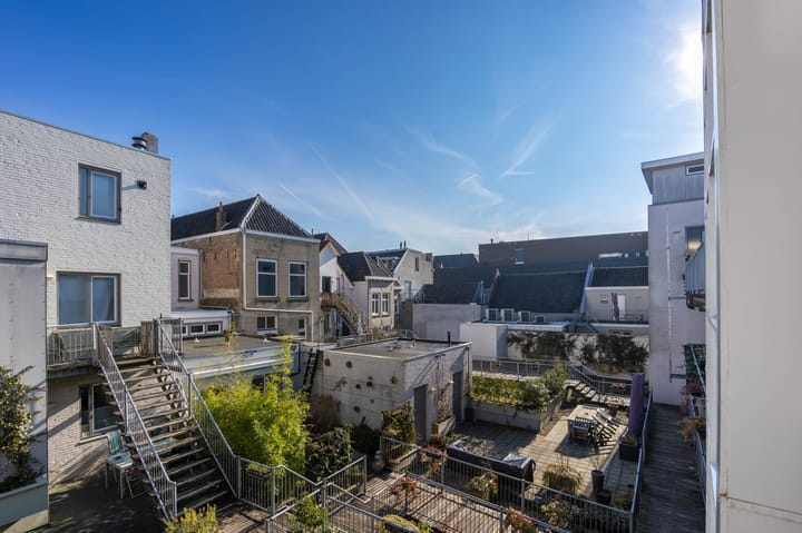 Foto 15 van Karrenstraat 61