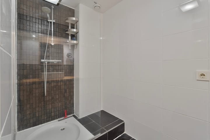 Foto 20 van Karrenstraat 61